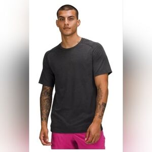 Lululemon Mens Metal Vent Tech Short Sleeve Shirt, size XL